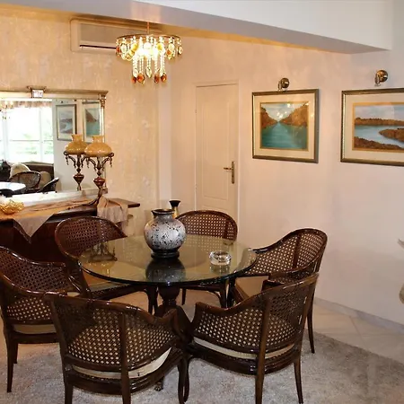 Luxury Sea View Apartment