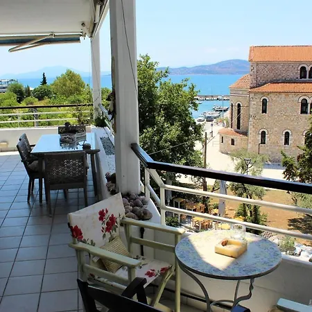 Luxury Sea View Apartment *