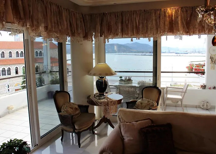 Luxury Sea View Apartament