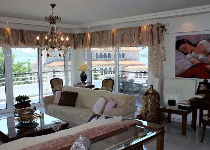 Luxury Sea View Apartament Wolos